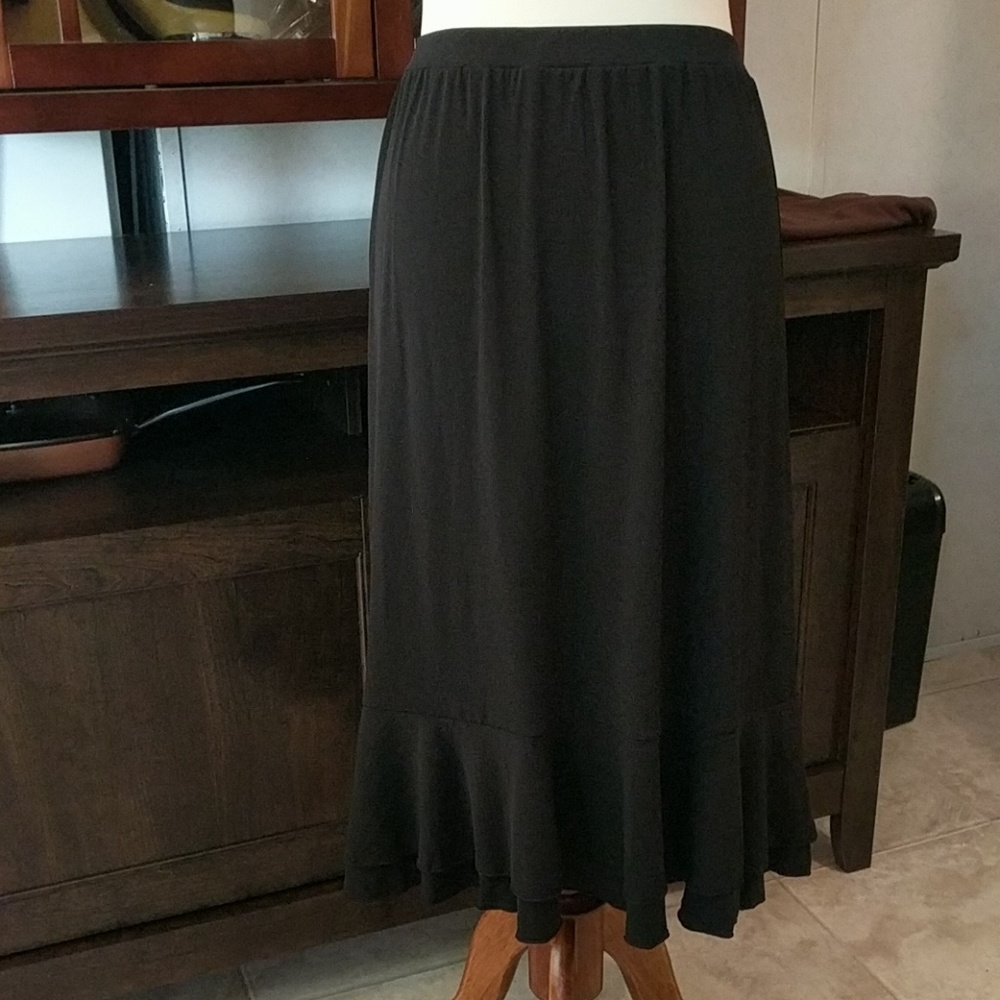 Black Cato skirt